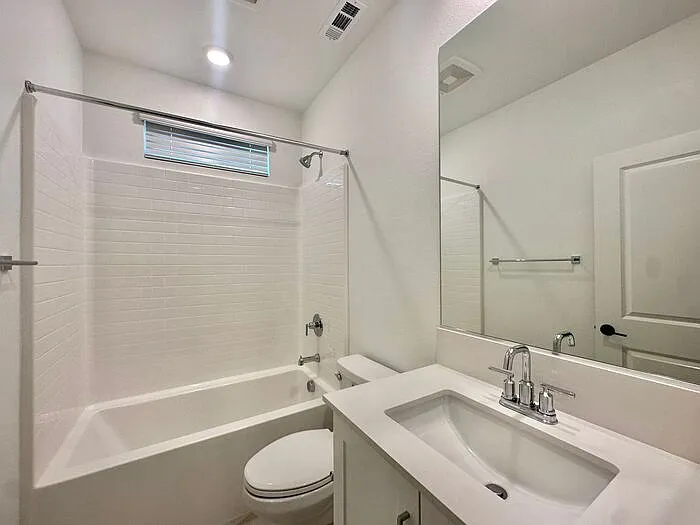 2055 Vela Ln #3220L — Photo 23