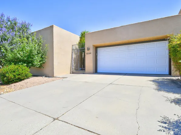 6044 Vista Campo Rd NE, Albuquerque, NM 87109