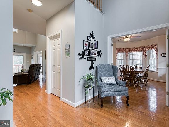 ENTRY TO YOUR NEW HOME!