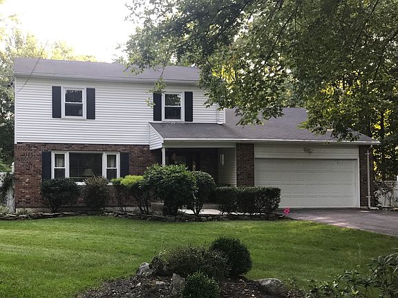4th image of 1327 Union Ave