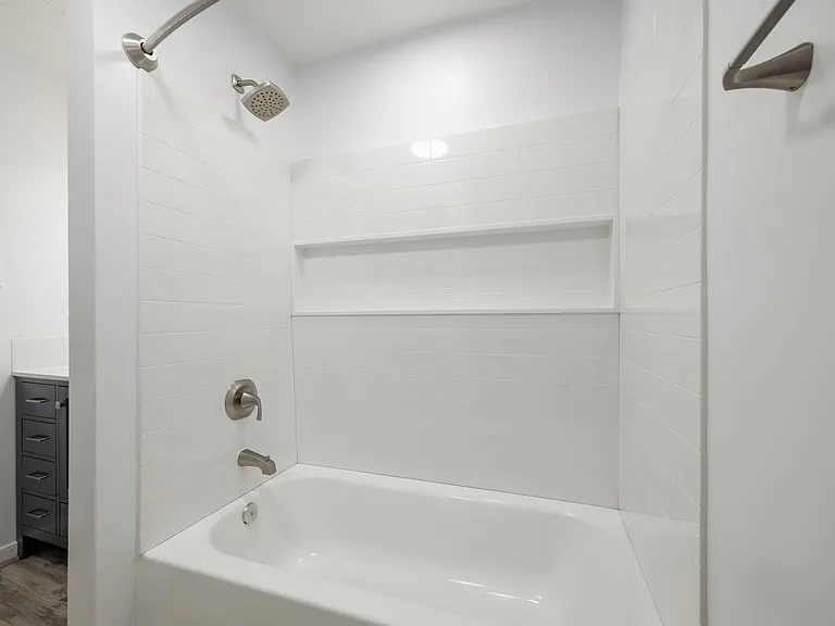 2087 Airy Cir — Photo 25