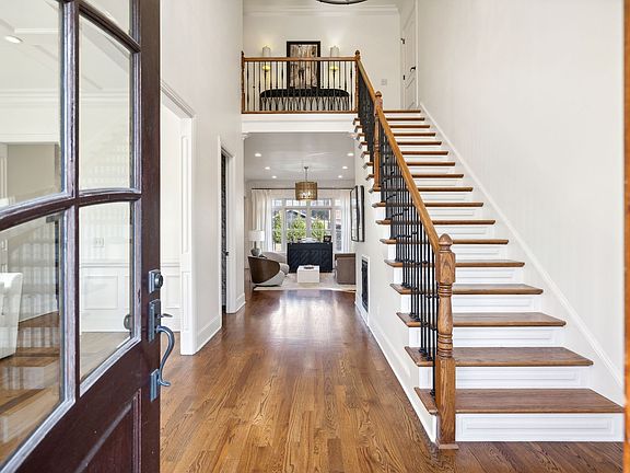 3rd image of 2404 Durham Manor Dr