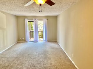 726 Zorn Ave APT 12, Louisville, KY 40206