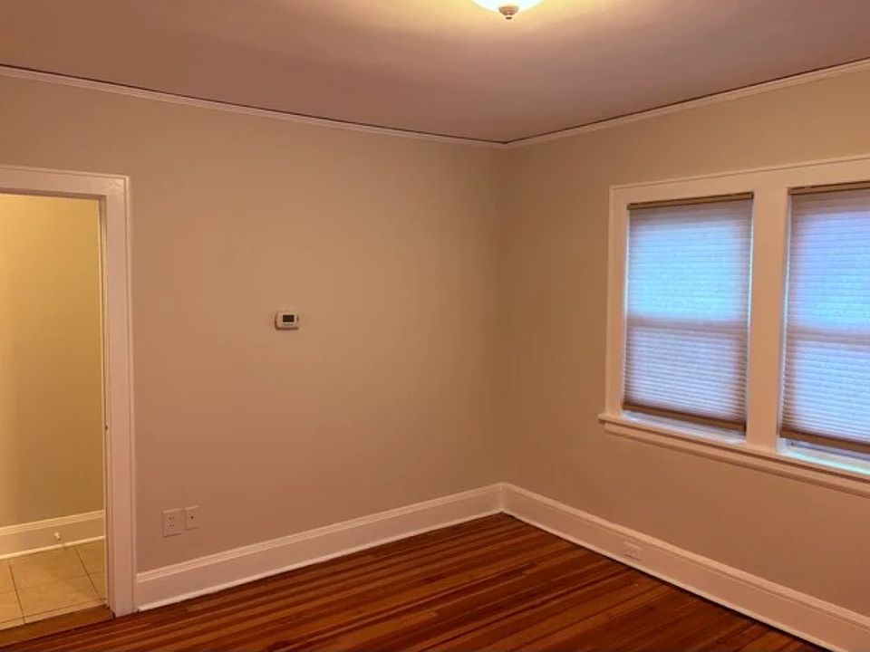 1st image of 154 Wallace St