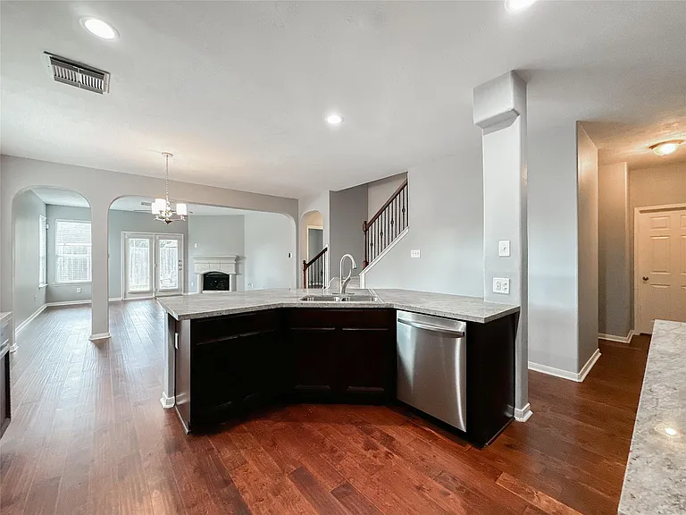 6810 Summer Bridge Ln — Photo 14