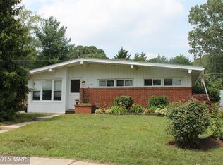 1306 Aster Dr, Glen Burnie, MD 21061