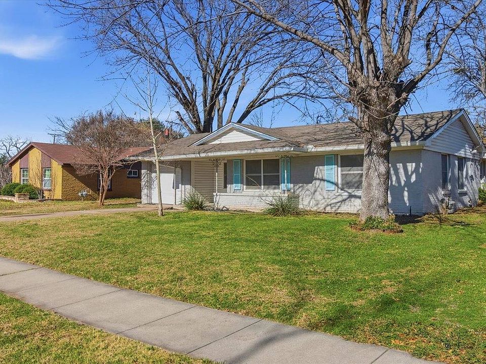 1st image of 3131 Longmeade Dr
