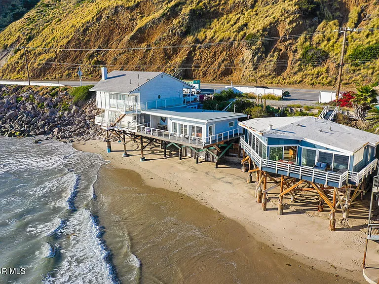 43300 E Pacific Coast Hwy — Photo 3