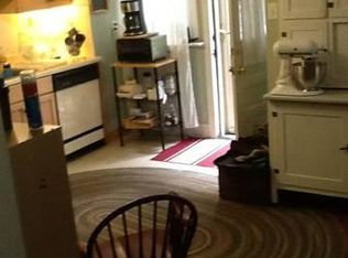 47 Clinton Pl #1, Newton, MA 02459