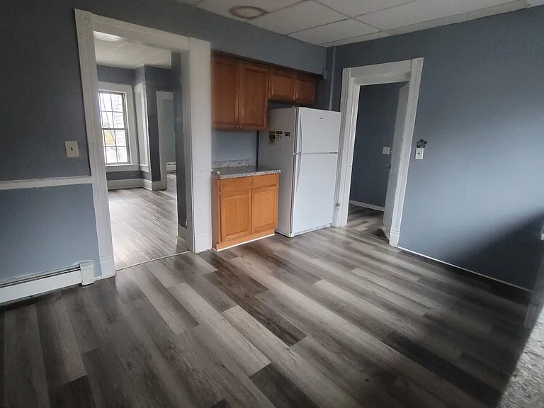 90 Champlin Ave #1 — Photo 6