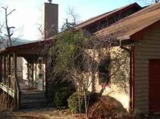 2115 Laurel Trl, Ellijay, GA 30536