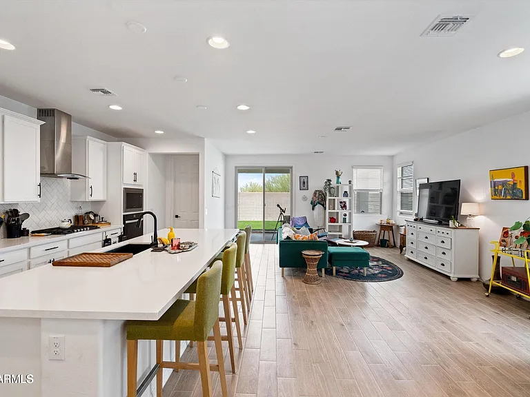 12004 S 173rd Ln — Photo 17