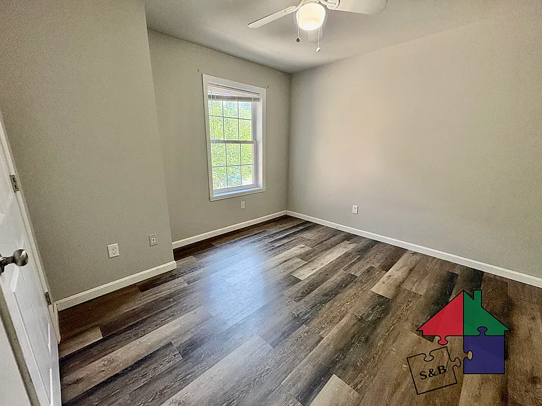 55 Southerberry Dr #105 — Photo 15