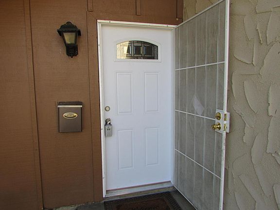 2nd image of 44513 Gillan Ave