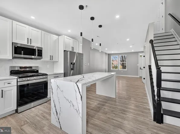 1723 Stanton Ter SE, Washington, DC 20020