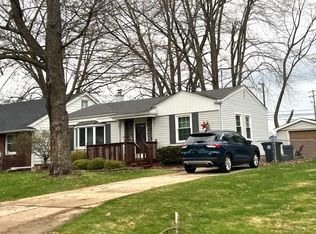 15549 Doris St, Livonia, MI
