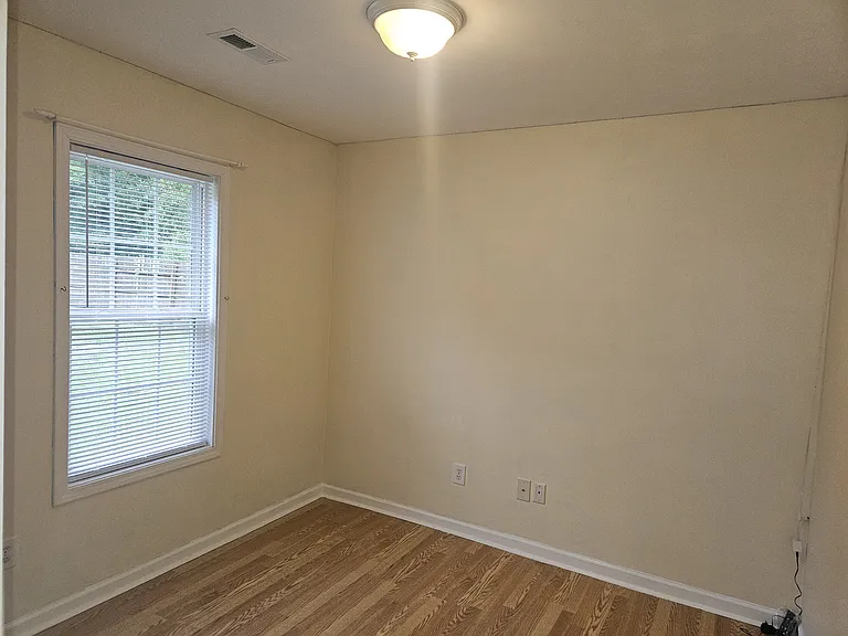 8654 Heirloom Dr NE — Photo 9
