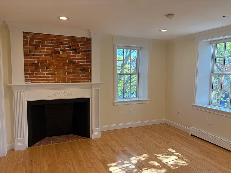 147 State St #4 — Photo 7