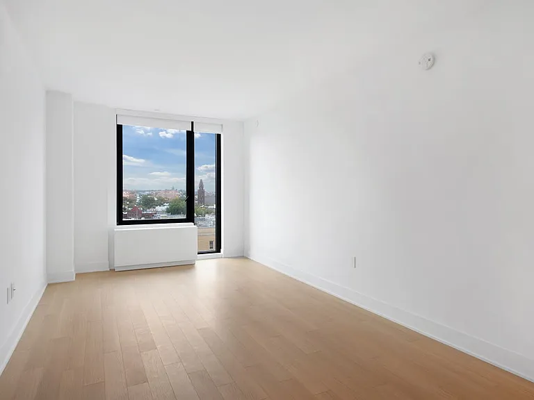 662 Pacific St #9Q — Photo 3