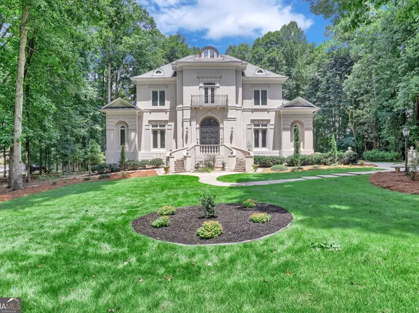 380 Birkdale Dr, Fayetteville, GA 30215