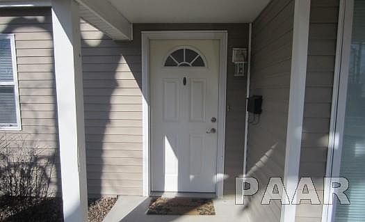 5th image of 305 W Lake Ave