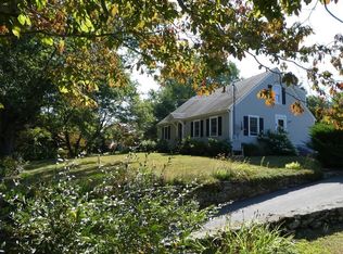 8 Stetson St, Lakeville, MA 02347