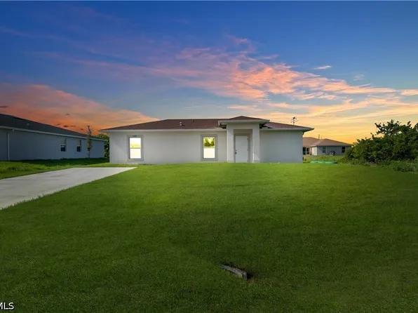 3819 3rd St W, Lehigh Acres, FL 33971