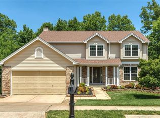 743 Trago Creek Dr, Ballwin, MO