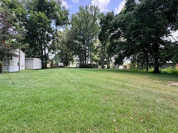 3rd image of 1376 Henderson Landing Rd
