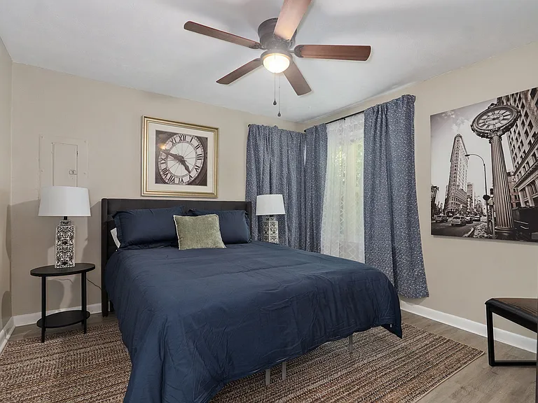 2129 S Jefferson Ave — Photo 25