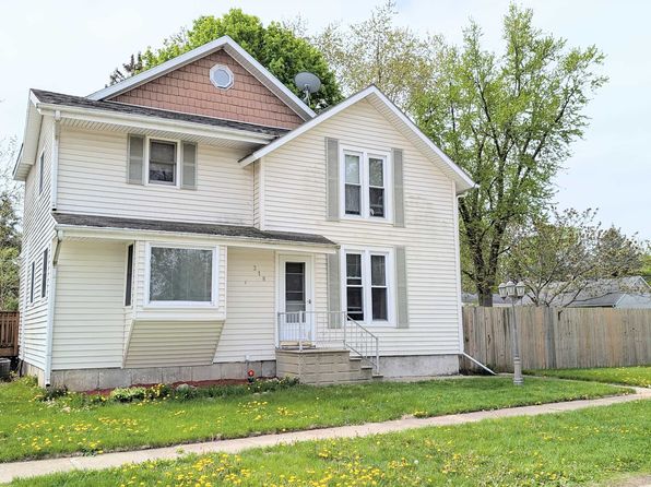 318 E Main St, Stillman Valley, IL 61084