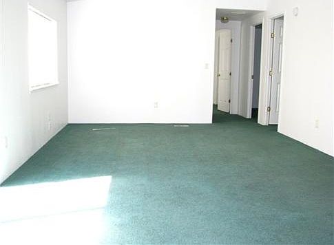 4th image of 529 8th Ave N