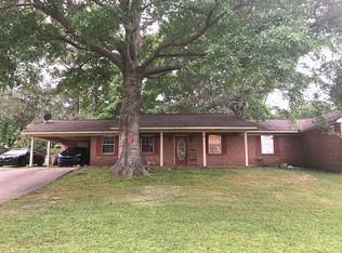 204 Valentine Ave, Quitman, MS 39355