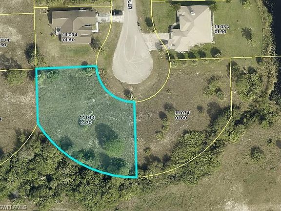 5th image of 708 Canterbury CIR