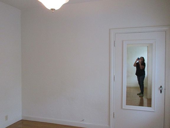 3rd image of 1261 Broderick St APT 106
