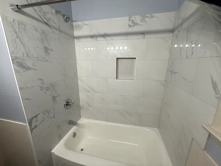 1009 Hampton St NW #1 — Photo 3
