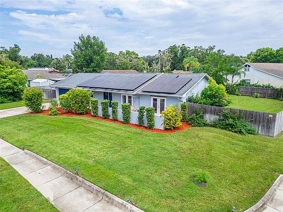 3rd image of 1120 LAKEMONT DRIVE