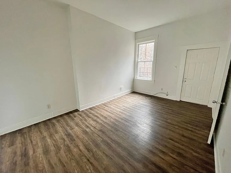 1735 Elm St #4 — Photo 13