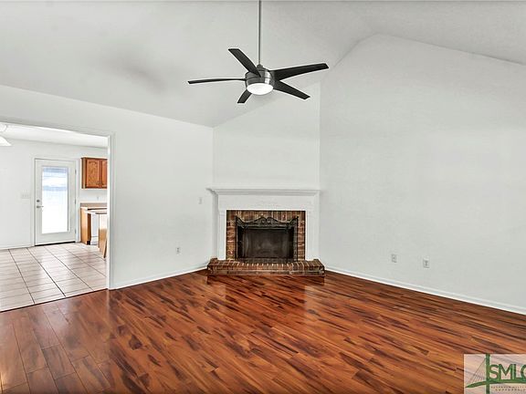 2nd image of 119 Ashley Drive