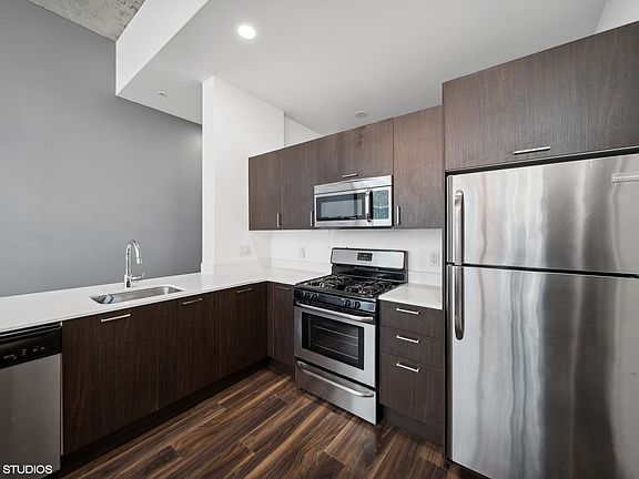 2nd image of 1345 S Wabash Ave Unit 1604
