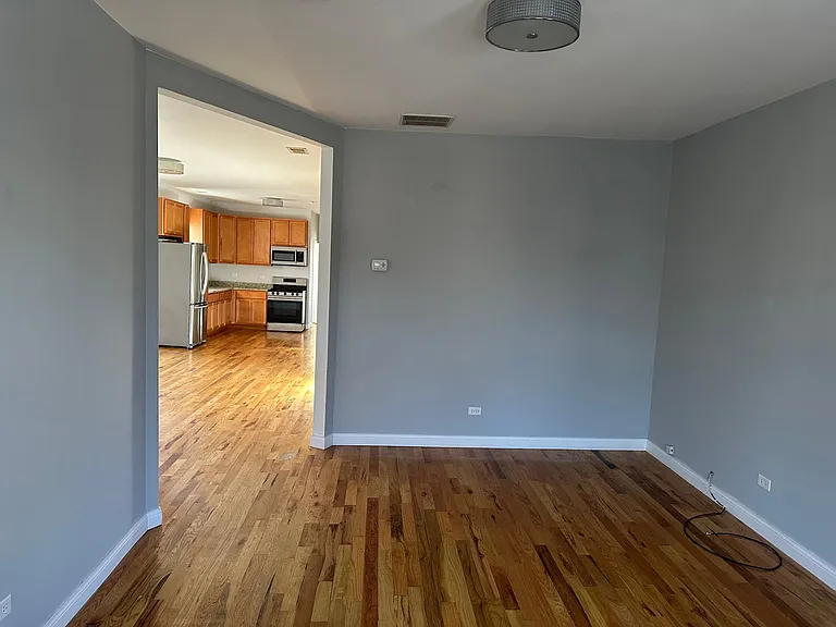720 N Homan Ave #2 — Photo 4