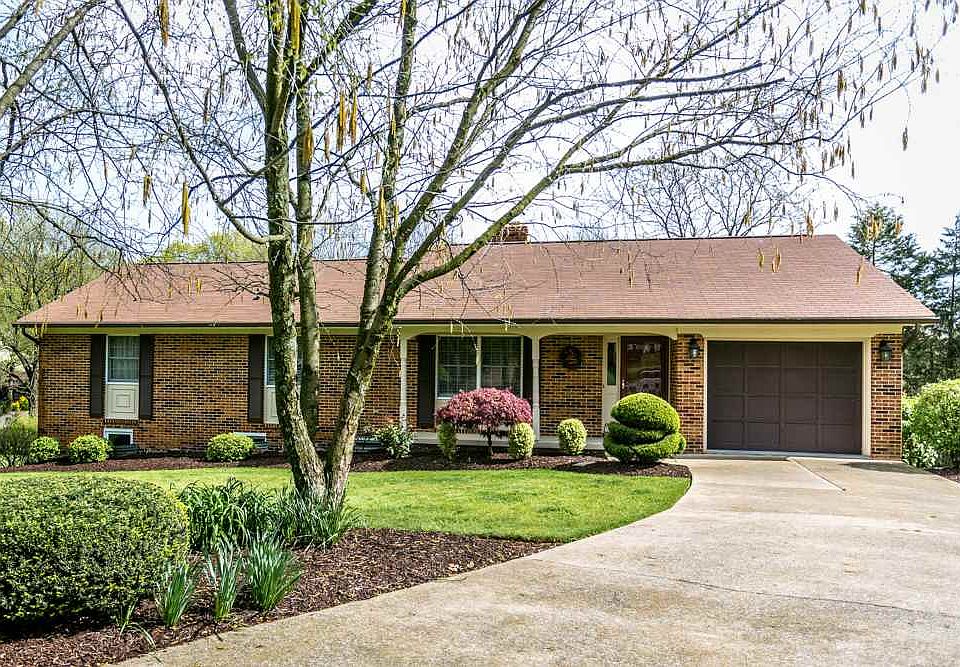 1st image of 3045 Mulberry Ln