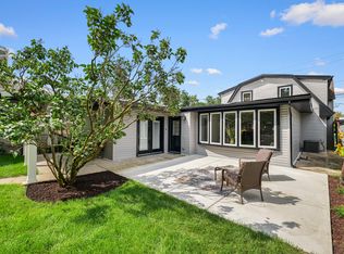 1346 Highland Ave, Berwyn, IL 60402