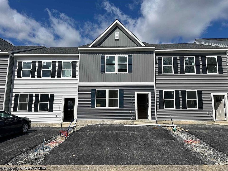 1st image of 743 Mulligan Ct