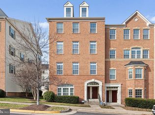 15282 Regents Park Dr, Woodbridge, VA 22191