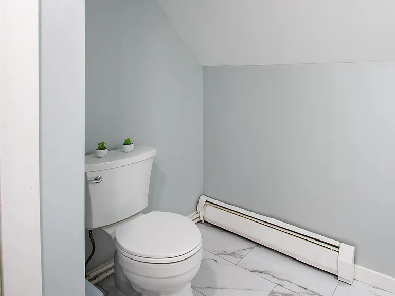 312-314 Franklin St #3 — Photo 14