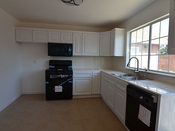 2nd image of 7918 Deer Lake Dr