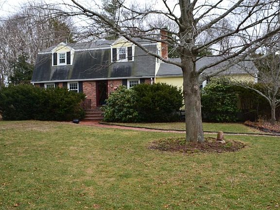 3rd image of 12 Spillers Ln