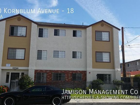 4th image of 13700 Kornblum Ave APT 18