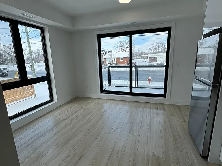 7727 Wilson Cres #206 — Photo 2